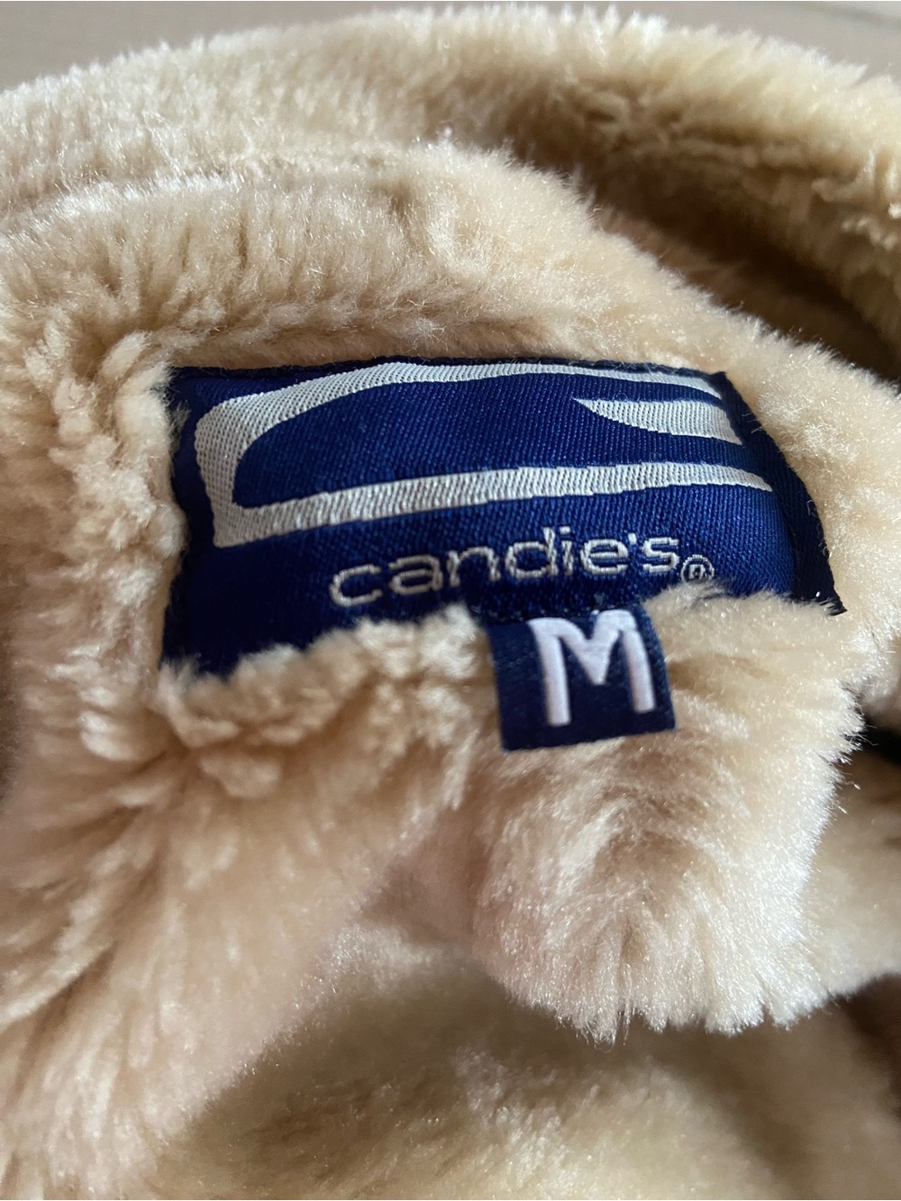 Women’s Cream Faux Shearling Button-Front Coat, Size M - Picture 3 of 3